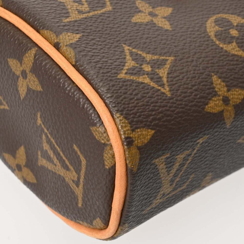 LOUIS VUITTON Brown Monogram Canvas Bag - Picture 8 of 11